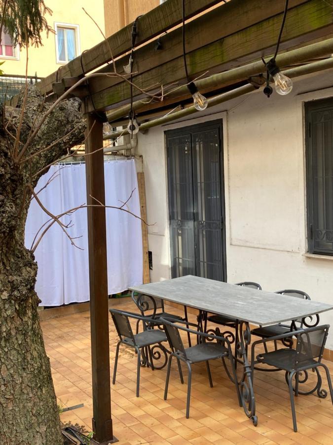 Hemingway Apartment At Vatican Рим Екстер'єр фото